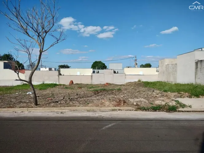 Terreno São Luiz Água Branca