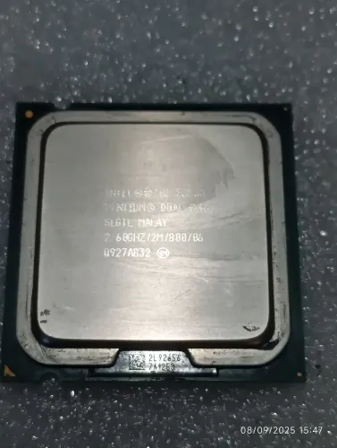 Processador para Computadores Socket 775 Intel E5300