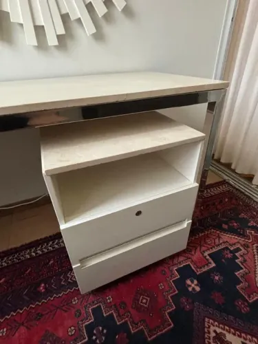 Aproveite * linda Mesa de Cabeceira Branca com tampo de mármore
