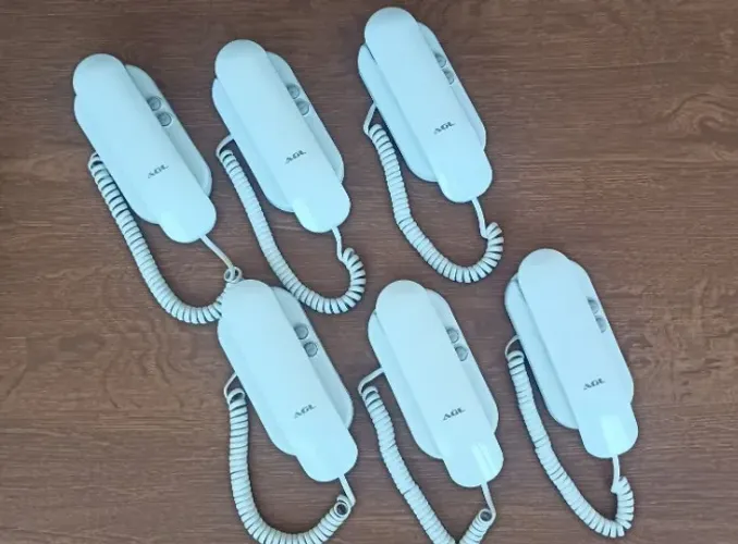 Vendo 6 Interfones Monofone Porteiro Eletrônico Residencial AGL - modelo S100 (branco)