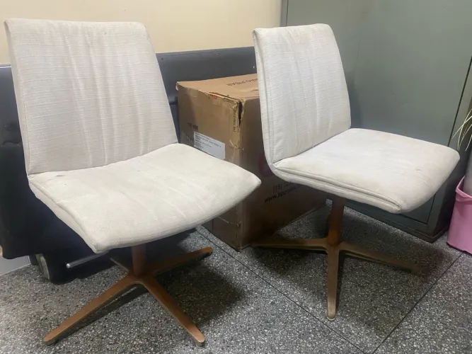 2 Cadeiras 290unid