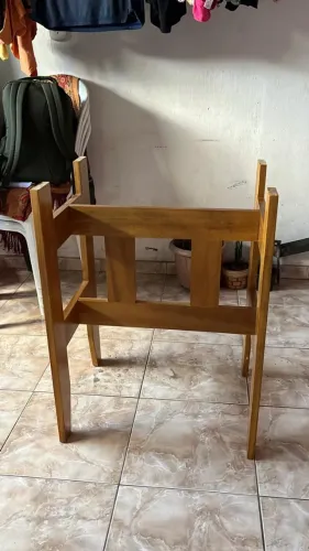 Pé de mesa novo