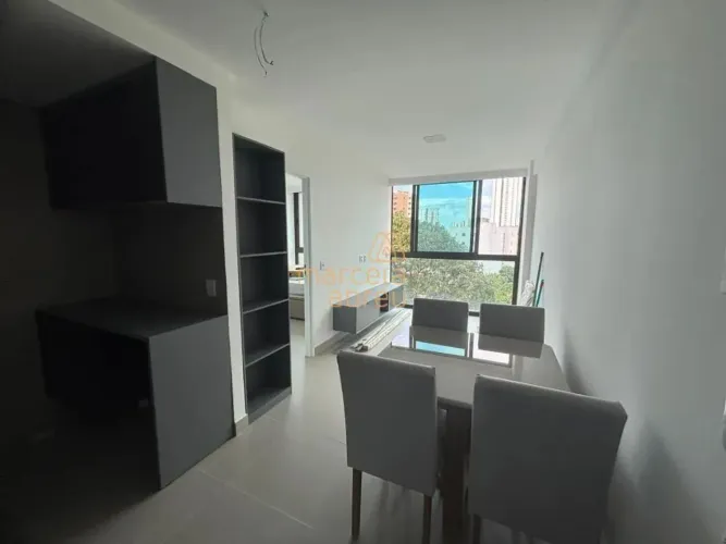 Aluga-se apartamento de 34m² no Bairro de Casa Forte