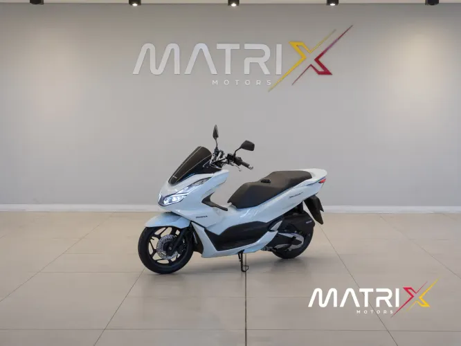 Motos Honda PCX 2024 no Brasil
