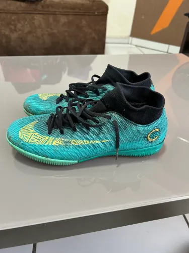Tênis Futsal Mercurial