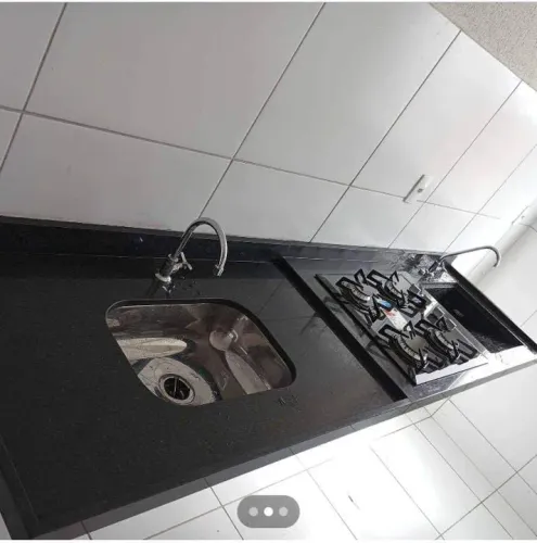 Pias de cozinha e de banheiro êh mármores 