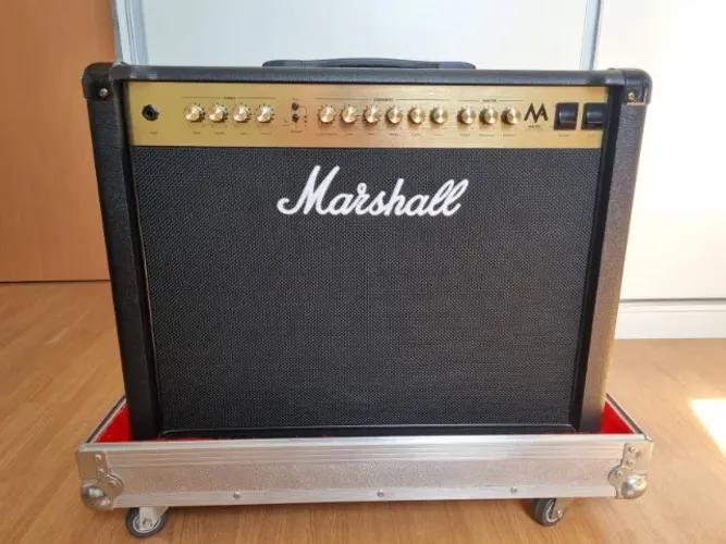 Marshall MA50C Valvulado 50W - Único Dono - Estado Excepcional - Com Case