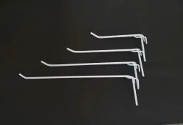 Gancho 30cm para tela aramada