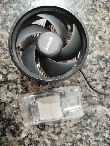 Processador RYZEN 3 3200G + COOLER BOX 