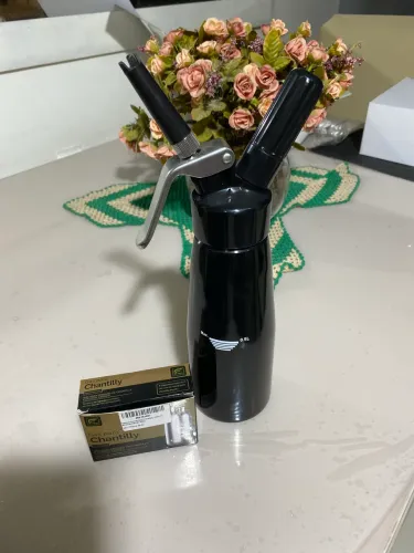 Garrafa Chantilly Preta 500ml Bestwhip + Cápsulas