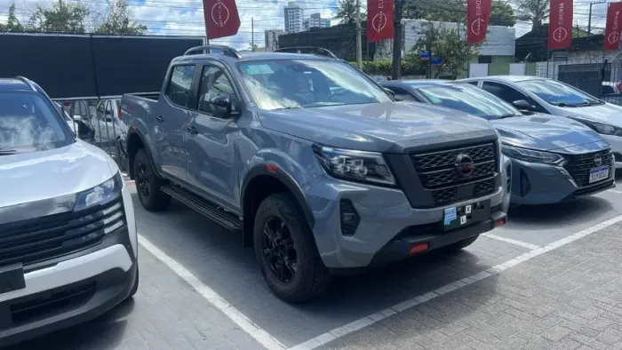 Nissan Frontier Pro4x CD 4X4 2.3 Bi-TB Die. AUT 2026