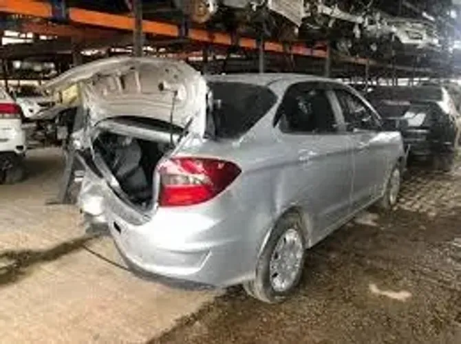 Ford Ka Sedan 1.0 retirada de peças sucata