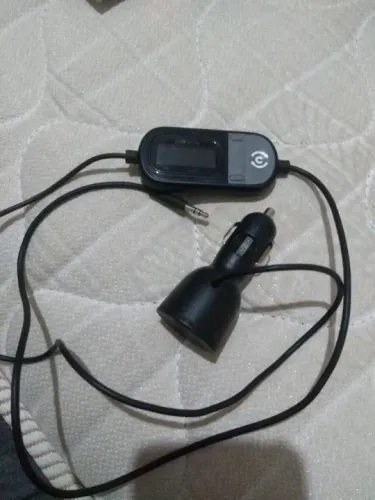 Transmissor Fm Portatil Belkin Tunecast F8Z439 Usado 