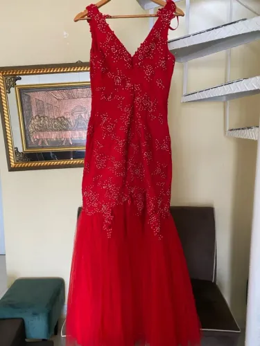 Vestido de Festa Vermelho Bordado