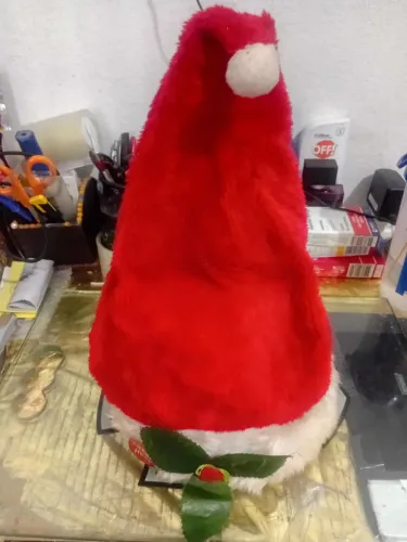 Gorro de Papai Noel, musical e com movimento, não perca!!