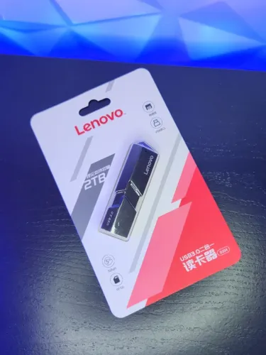 Leitor de Cartão de Memória Ultra Rápido - Lenovo