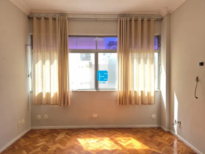 Apartamento para alugar com 2 Quartos e 1 Vaga em Botafogo, RJ