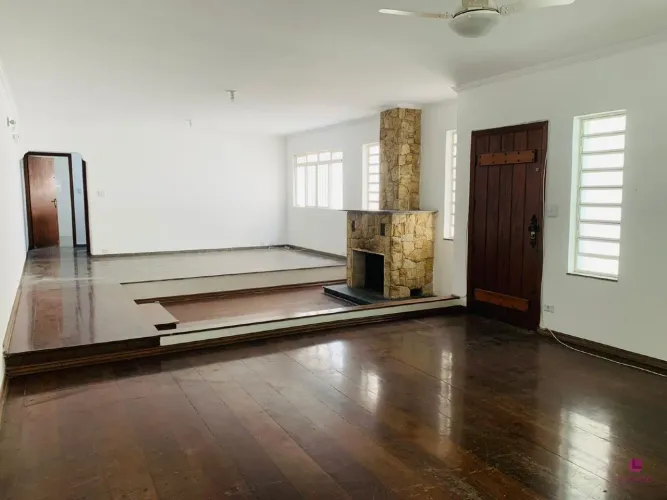 Casa de luxo para locação na Vila Romana