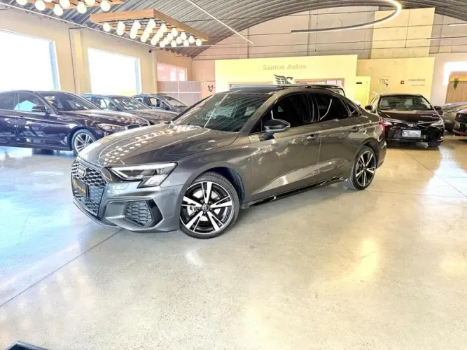 Audi A3 Sed. Perform. Black 2.0 TFSI S-tronic 2023