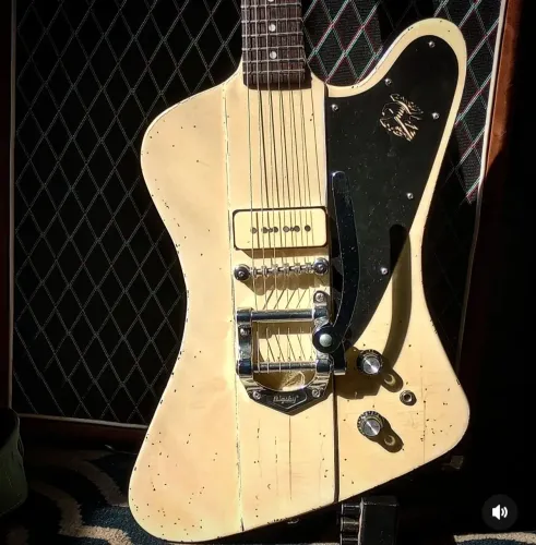 Guitarra Firebird Alpine White Franco Guitars 