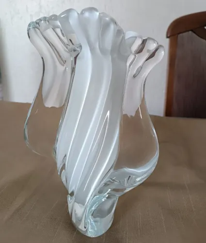 Vaso trabalhado de Cristal Murano Branco
