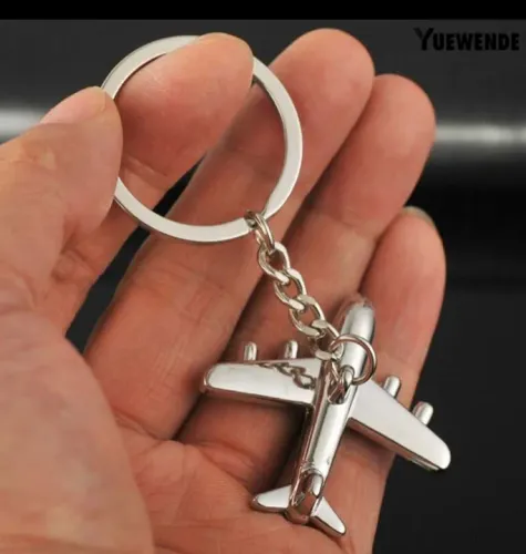 CHAVEIRO AVIÃO EM LIGA DE METAL 4cm x 4cm