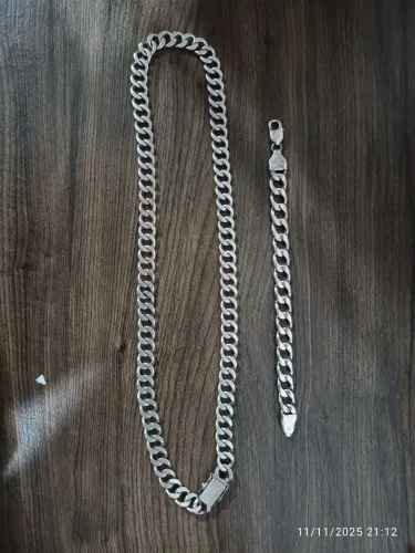 Kit prata, corrente e pulseira 