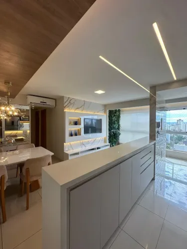 Apartamento de 3 quartos sendo 1 suíte - Andar alto - 2 vagas - Setor Oeste
