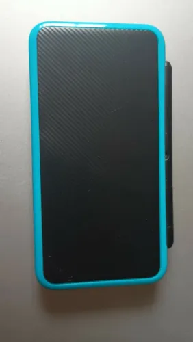 New 2DS XL (com defeito no estado)