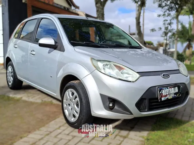Ford Fiesta 1.0 Rocam SE Plus Hatch 8V Flex 4P Manual 2014