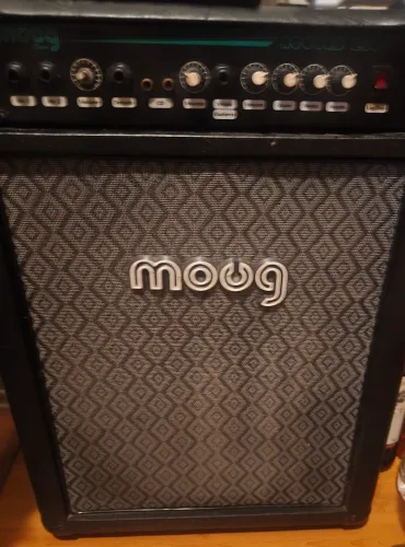 Ampliador Moug 280s Usado com mal contato no volume