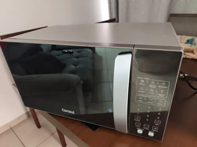 MICROONDAS CONSUL ESPELHADO NOVO SEM USO COM GARANTIA 