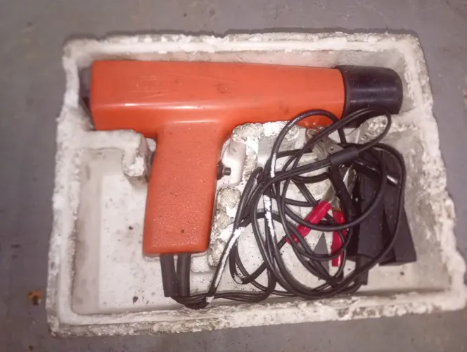 Pistola de Ponto Raven com Avanço