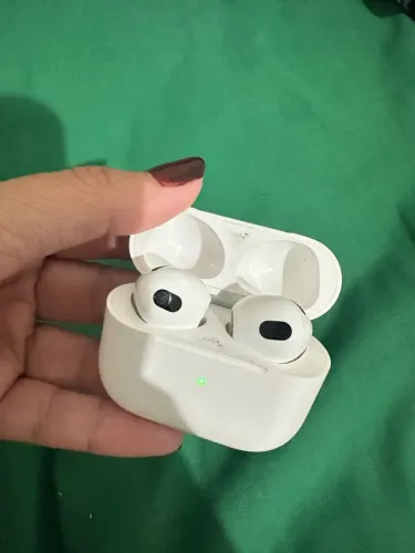 AirPods original 3º geração