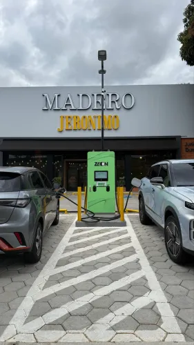 Vende-se negócio | Eletroposto carga rápida