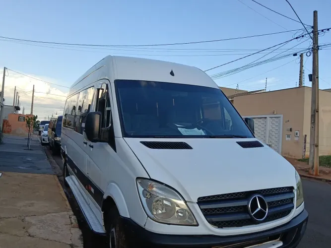 Mercedes-Benz Sprinter 311 Furgão Longo 2.2 Dies 2012