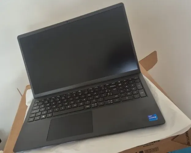 Notebook Dell Inspiron 15 com processador I7