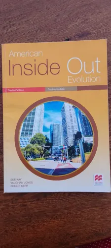 Livro de inglês American Insidw Out Ecolution