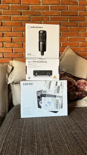 Kit Home Studio, completo pronto para uso.