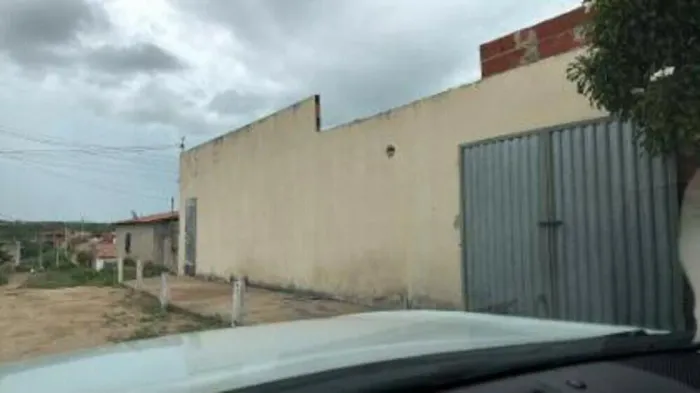 CASA RESIDENCIAL em CANINDÉ - CE, Canindezinho