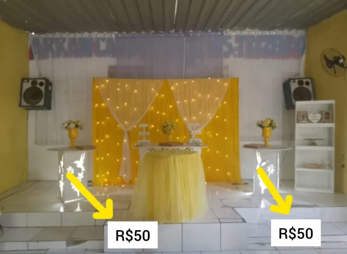 Alugo mesas e acessórios de festas
