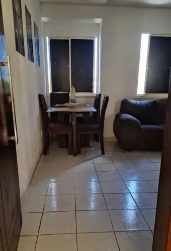 Ref.466.1(G) Vende-se apartamento na FAROLÂNDIA, próximo a supermercado, padaria e Univers