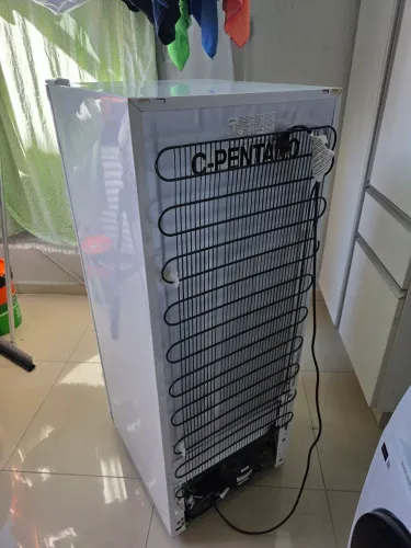 Freezer Consul Modelo CVU18G 121L Semi-novo - Usado por 4 meses