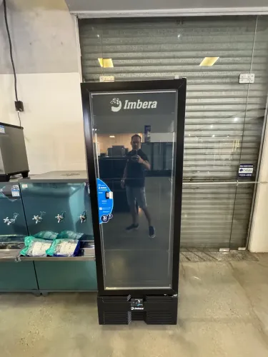 Freezer vertical porta vidro tripla ação 576 full black nova 