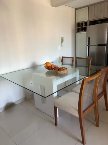 Mesa de vidro temperado perfeito estado! De 1000R$ por 500R$ pra sair logo
