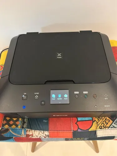Impressora jato de tinta colorida 