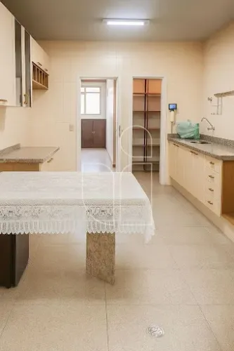 Apartamento em Condomínio Flamboyant Centro - Marília
