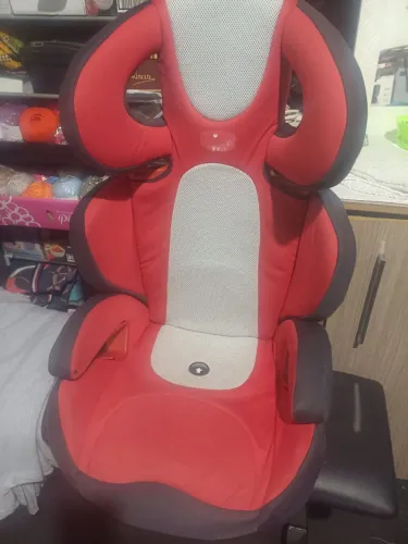Cadeirinha Chicco carro