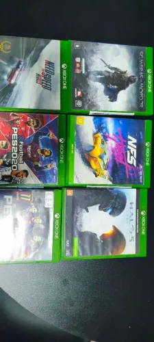 Xbox one FAT - controle + 6 jogos mídia física.