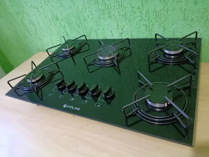Fogão Cooktop Atlas 5 bocas. Seminovo. Ótimo estado. Perfeito funcionamento.